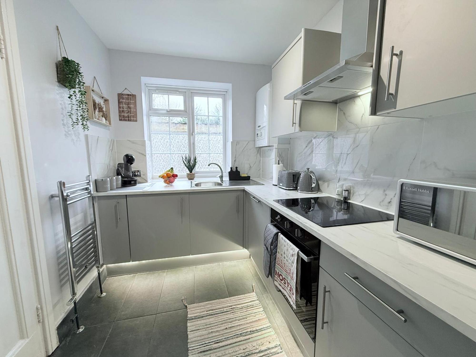 Staylondon - Sleeps 6 With Free Parking - Tourist, Concerts & Matches Exterior photo