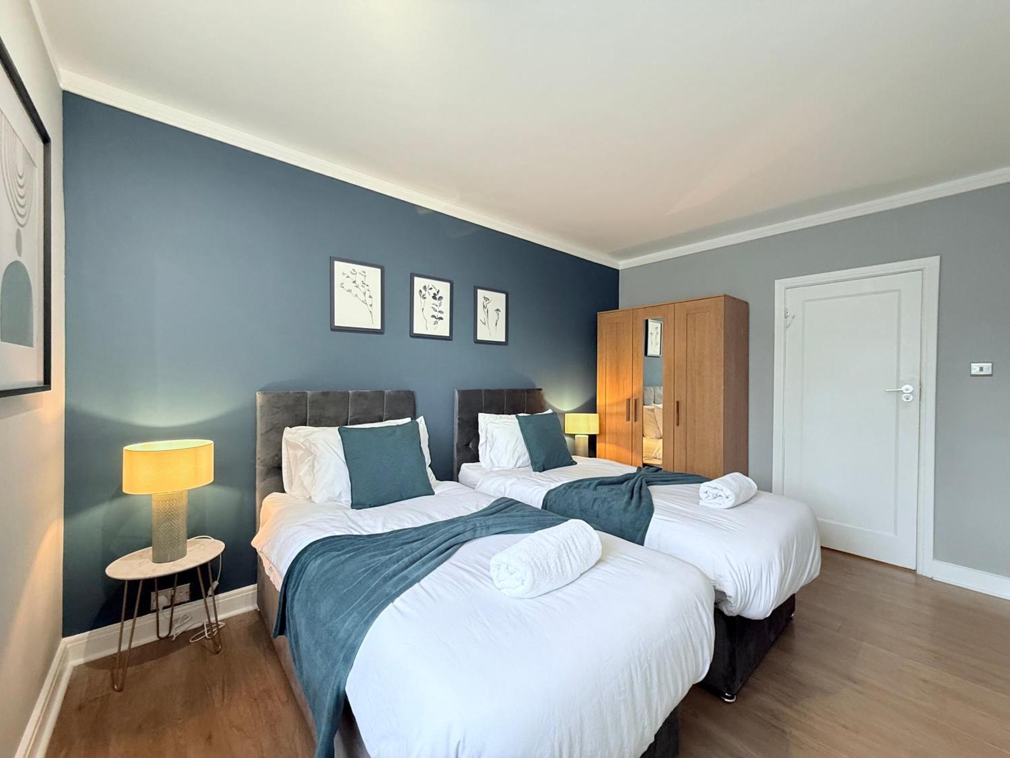 Staylondon - Sleeps 6 With Free Parking - Tourist, Concerts & Matches Exterior photo